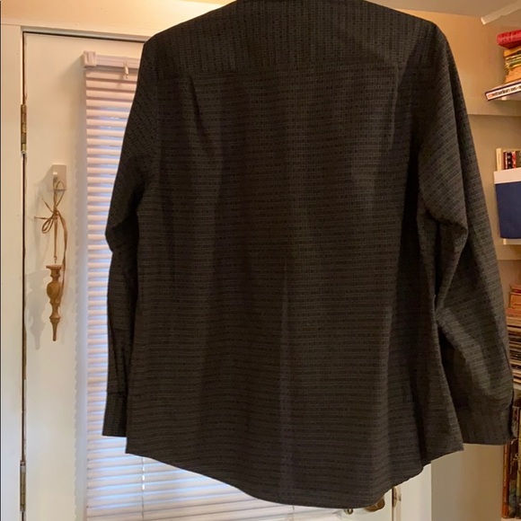 Van Heusen Men’s Shirt - Picture 6 of 7